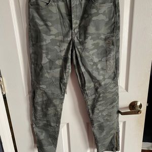 NWT camo pants
